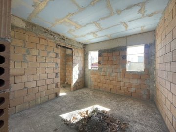 Detached Villa For Sale  in  Emba