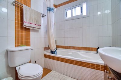 Detached Villa For Sale  in  Empa