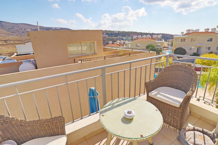 Image No.10-2 Bed Townhouse for sale