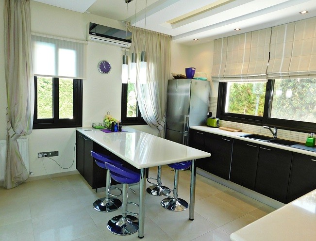 Image No.9-3 Bed Villa for sale