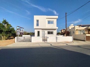 1 - Kato Polemidia, Villa