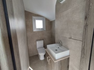 Detached Villa For Sale  in  Kato Polemidia