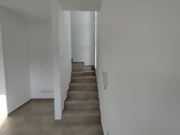 Image No.6-2 Bed Villa for sale