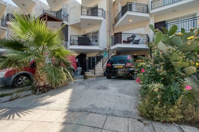 Detached Villa For Sale  in  Chloraka