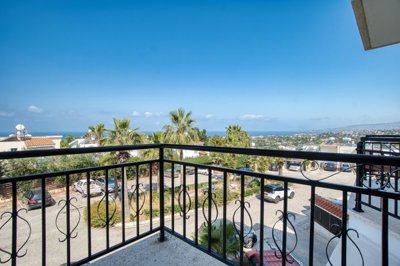 Detached Villa For Sale  in  Chloraka