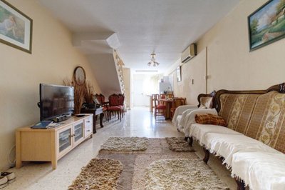 Detached Villa For Sale  in  Chloraka