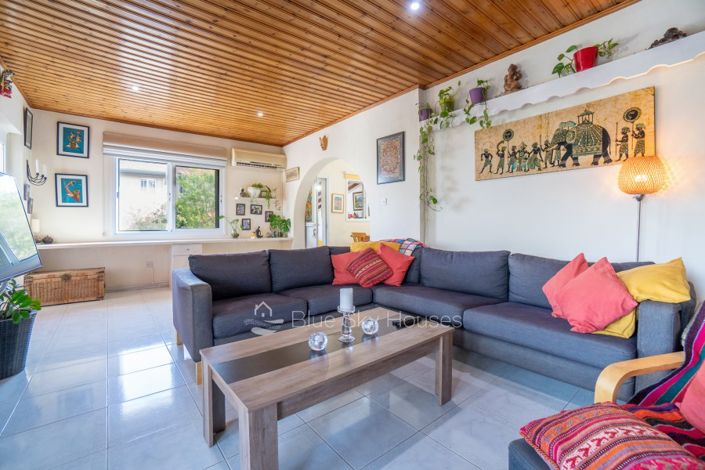 Image No.3-4 Bed Villa for sale