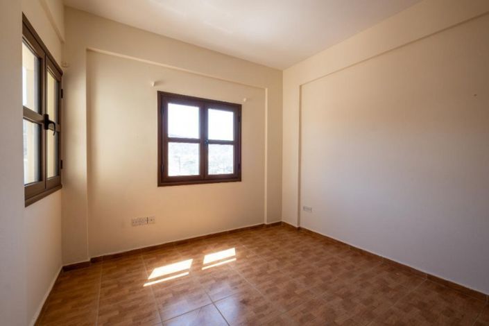 Image No.3-3 Bed Apartment for sale