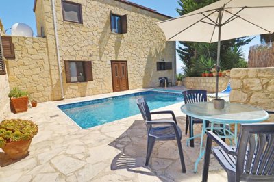 Detached Villa For Sale  in  Drouseia