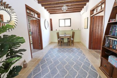 Detached Villa For Sale  in  Drouseia