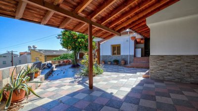 Bungalow For Sale  in  Pissouri