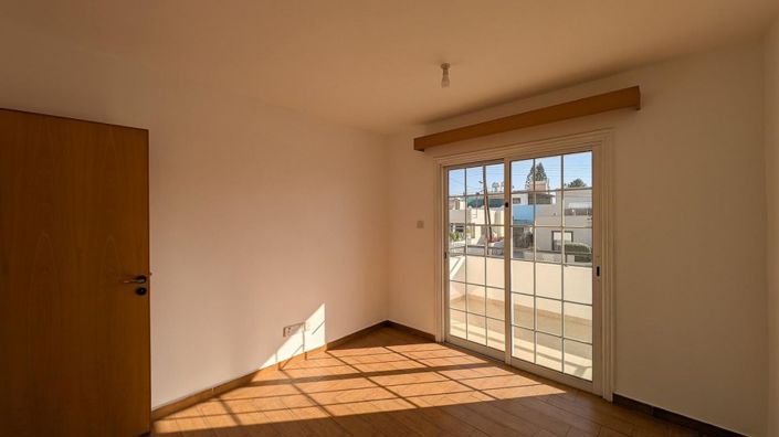 Image No.9-3 Bed Apartment for sale