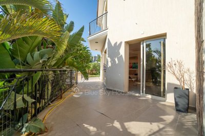 Detached Villa For Sale  in  Ayios Athanasios