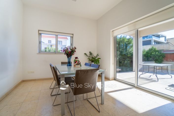 Image No.5-Villa de 4 chambres à vendre à Limassol