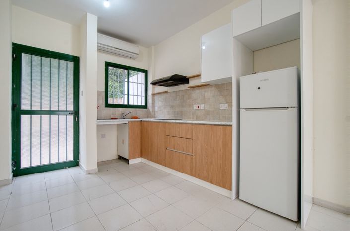 Image No.3-Appartement de 2 chambres à vendre à Kissonerga