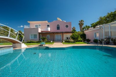 Detached Villa For Sale  in  Pegia - Coral Bay