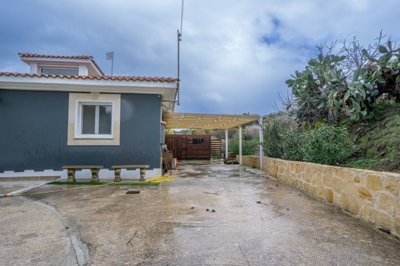 Detached Villa For Sale  in  Lasa