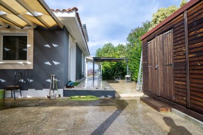 Detached Villa For Sale  in  Lasa