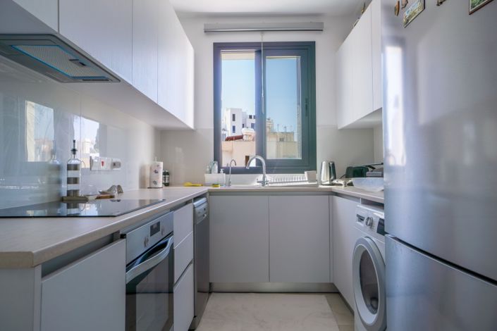 Image No.3-2 Bed Apartment for sale