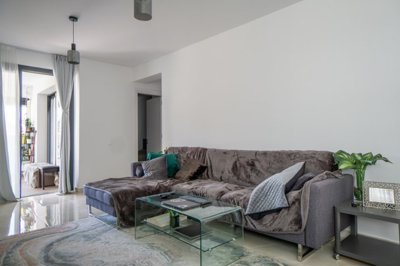 Apartment For Sale  in  Paphos Town