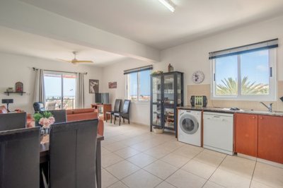 Apartment For Sale  in  Kato Paphos - Universal