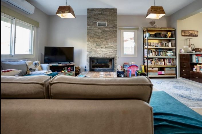 Image No.2-3 Bed Villa for sale