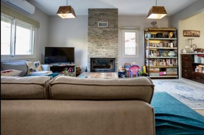 Detached Villa For Sale  in  Kato Paphos - Universal