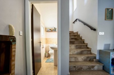 Detached Villa For Sale  in  Kato Paphos - Universal