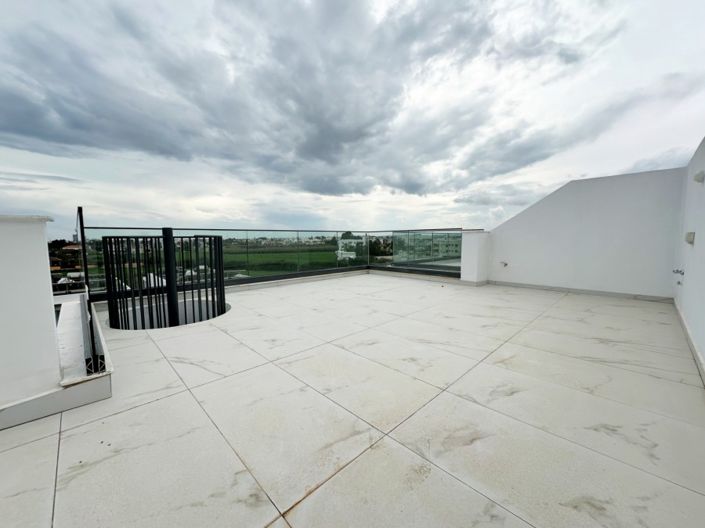 Image No.9-2 Bed Penthouse for sale