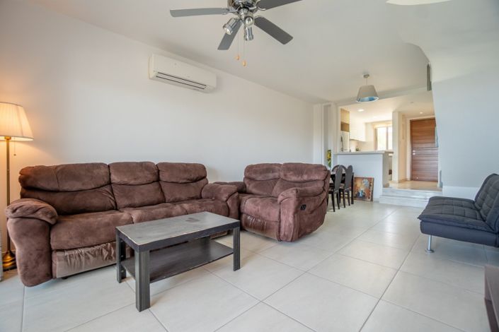 Image No.8-2 Bed Villa for sale