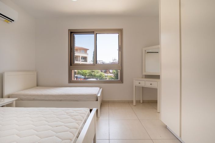 Image No.9-2 Bed Villa for sale