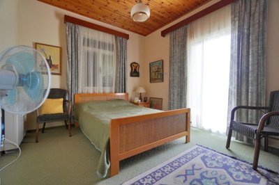 Detached Villa For Sale  in  Vavatsinia