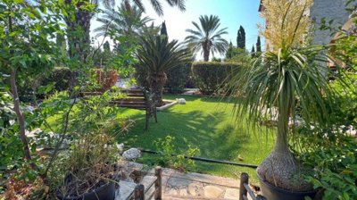 Detached Villa For Sale  in  Select Location