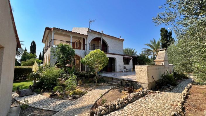 Image No.4-4 Bed Villa for sale