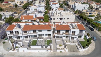 Town House For Sale  in  Petridia