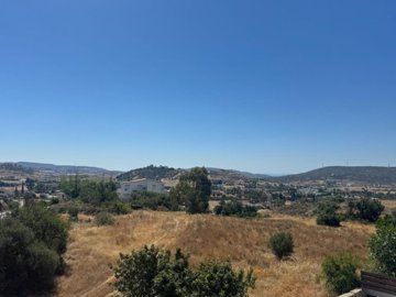 Bungalow For Sale  in  Monagroulli