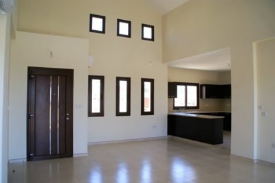 Bungalow For Sale  in  Monagroulli