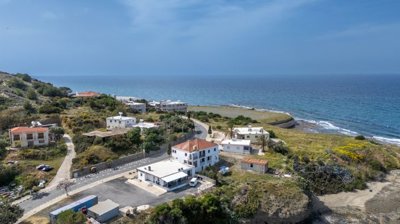 Detached Villa For Sale  in  Polis