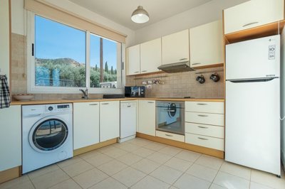 Detached Villa For Sale  in  Argaka