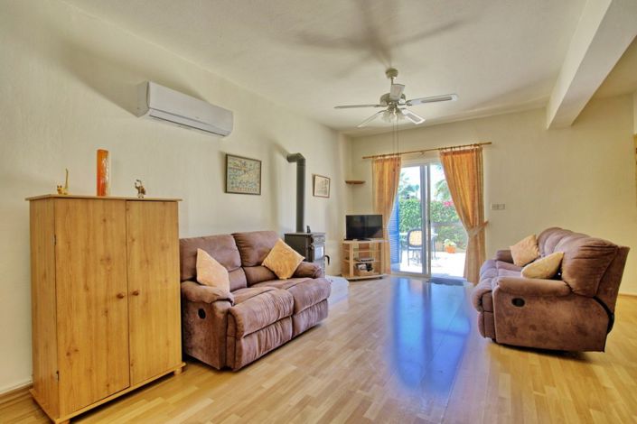 Image No.6-Villa for sale