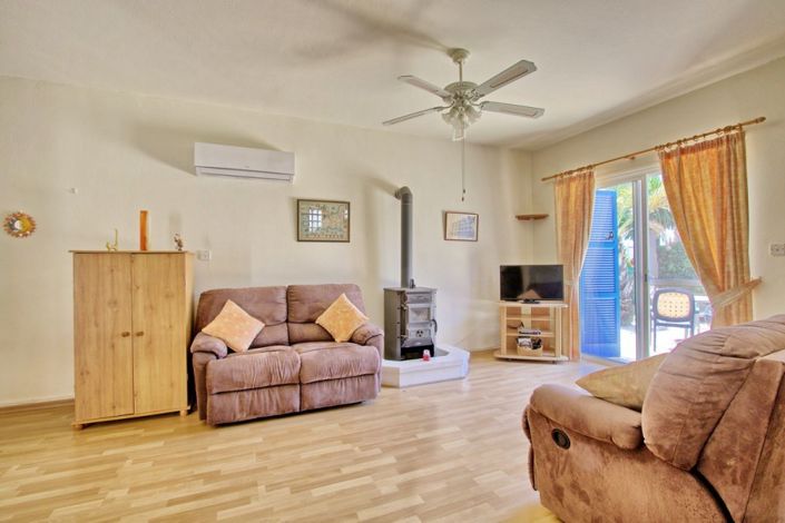 Image No.8-Villa for sale