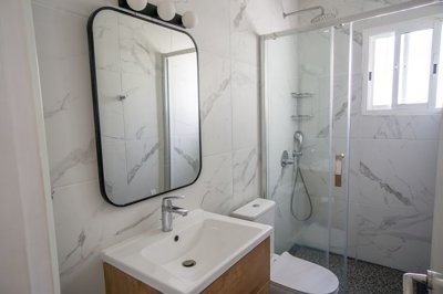 Ground Floor Apartment For Sale  in  Kato Paphos - Universal