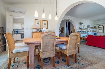 Detached Villa For Sale  in  Tsada