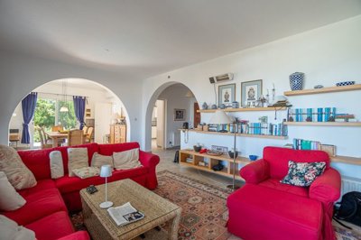 Detached Villa For Sale  in  Tsada