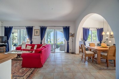 Detached Villa For Sale  in  Tsada