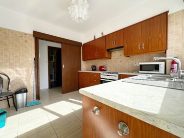 Apartment For Sale  in  Larnaka - Chrysopolitissa