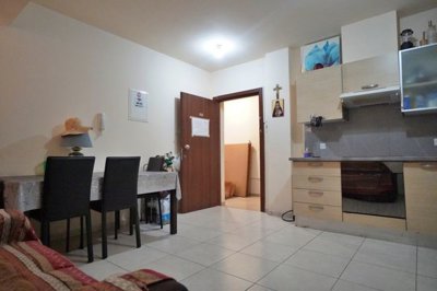 Apartment For Rent  in  Tersefanou