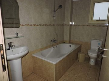 Apartment For Sale  in  Mosfiloti