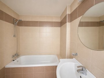 Apartment For Sale  in  Sotiros