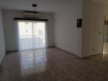 Apartment For Sale  in  Mesa Yitonia